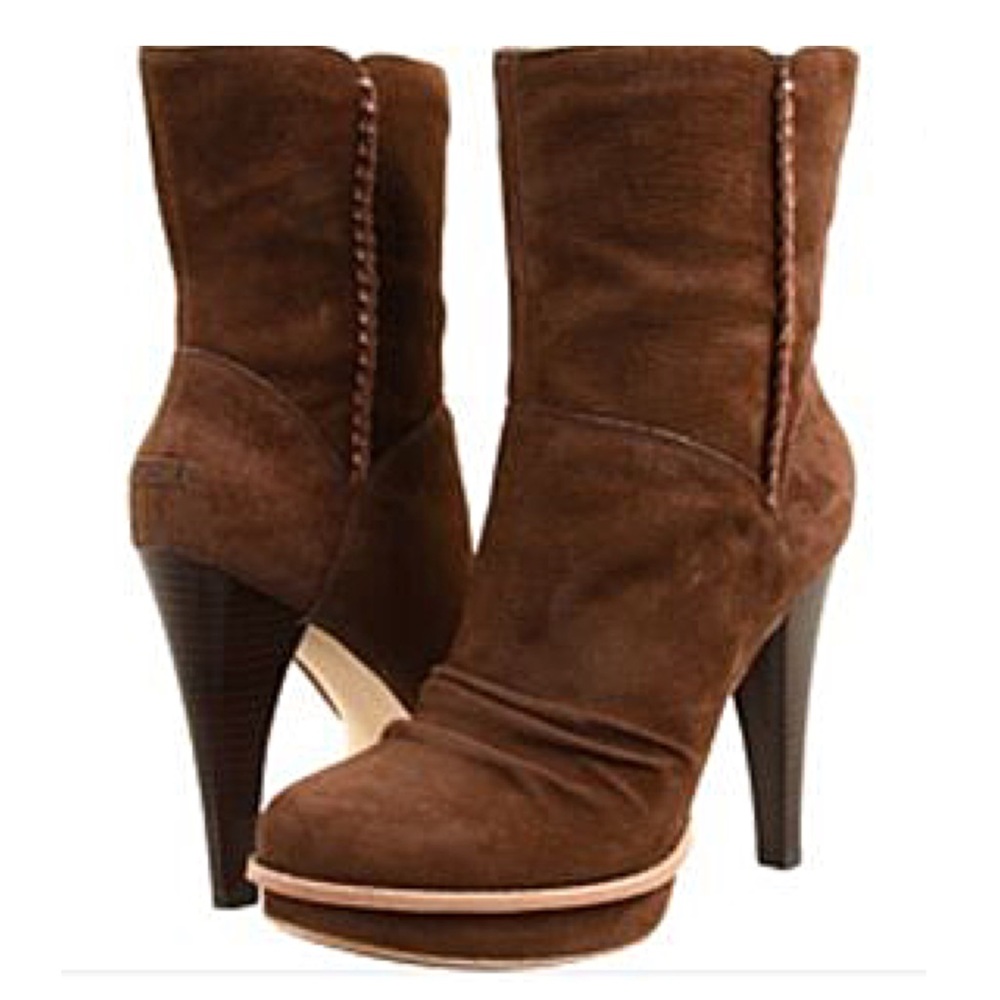 Authentic UGG Bianka Leather Boots